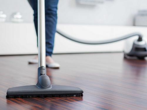Какие приборы можно использовать для очистки пола