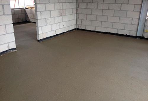 Как правильно уложить пол в квартире при ремонте 06