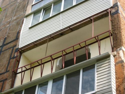 Что выбрать для балкона. Что выбрать – холодный или теплый вариант остекления балкона или лоджии. Фото-обзор готовых конструкций 06 Что выбрать для балкона. Что выбрать – холодный или теплый вариант остекления балкона или лоджии. Фото-обзор готовых конструкций 06