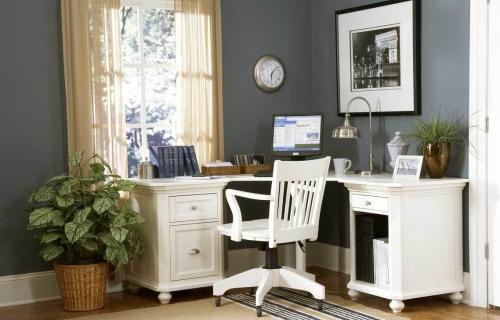 Высота письменного стола для взрослого. Стандартные размеры с учетом вида модели 