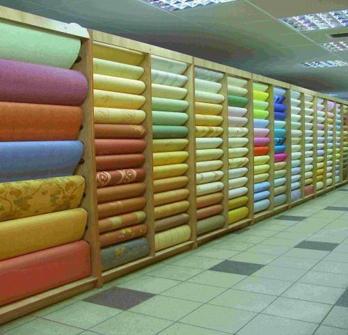 Как правильно использовать валик для украшения стеклообоев. Валик для прокатки швов виниловых обоев. Какой валик выбрать для нанесения клея на обои? Отвес для поклейки обоев