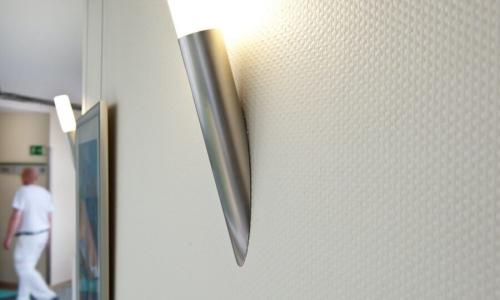 Какие цвета и дизайны наиболее популярны для стеклотканевых обоев. Стеклообои —, что это такое? Плюсы и минусы, виды, особенности, характеристики, фото дизайна и сочетания в интерьере