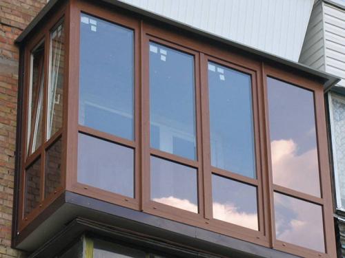 Какое остекление балкона лучше. Какие балконы лучше — пластиковые или алюминиевые 08