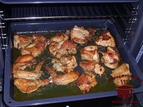При какой температуре запекать курицу кусочками в духовке. Курица запеченная в духовке (кусочками)