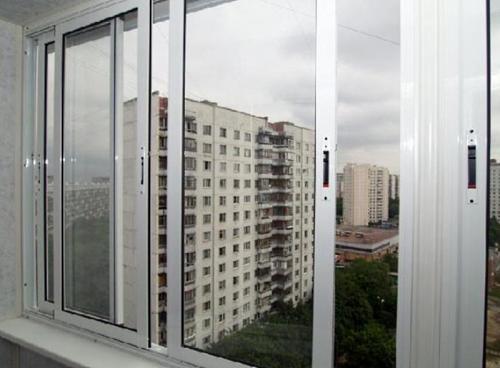 Как рационально разделить остекление лоджии на створки. Что нужно знать об остеклении балконов и лоджий?