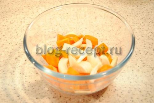 Как готовить курицу в духовке кусочками. Кусочки филе курицы (грудка) с овощами в духовке