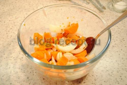 Как готовить курицу в духовке кусочками. Кусочки филе курицы (грудка) с овощами в духовке