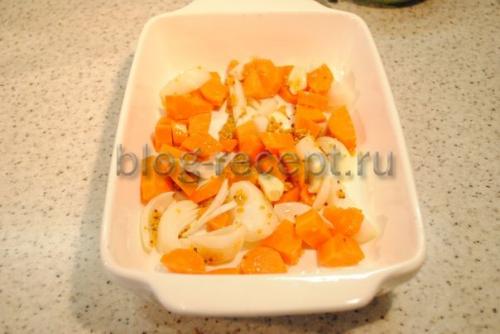 Как готовить курицу в духовке кусочками. Кусочки филе курицы (грудка) с овощами в духовке