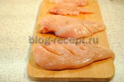 Как готовить курицу в духовке кусочками. Кусочки филе курицы (грудка) с овощами в духовке