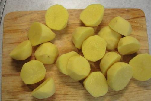 Курица с картошкой в духовке на противне. Курица целиком с картошкой на противне