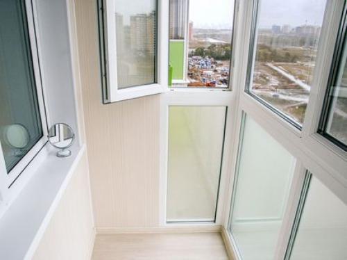 Легкое остекление балконов и лоджий. Холодное и теплое остекление 08