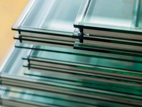 Какие окна лучше ставить на балкон. Какие окна выбрать для остекления балкона?