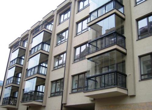 Безрамное остекление стеклопакетами. Безрамное остекление балконов и лоджий