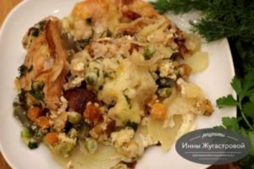 Замороженные овощи с курицей в духовке. Курица с замороженными овощами и картофелем под сметанным соусом в духовке