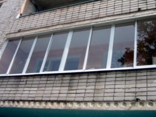 Как выбрать профиль для остекления лоджии или балкона. Достоинства и недостатки пластиковых рам 07