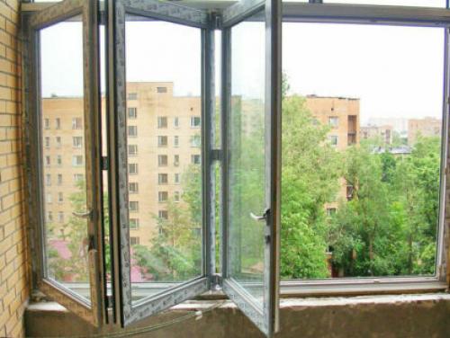 Рекомендованный способ открывания створок на балконных рамах. Альтернативные решения для остекления балконов и лоджий