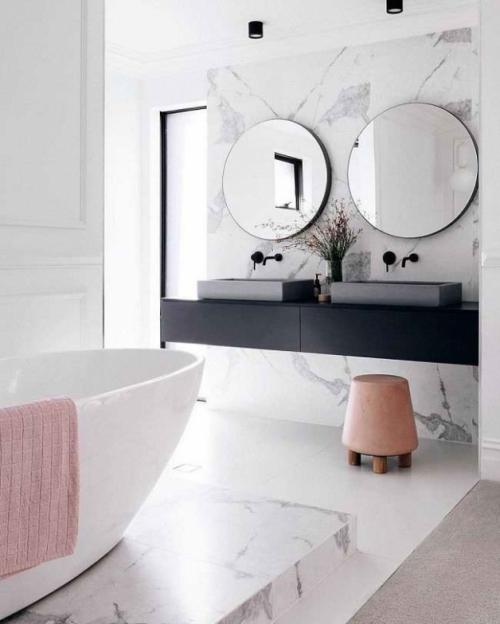 Бюджетный ремонт ванной своими руками. Отделка стен 05 Бюджетный ремонт ванной своими руками. Отделка стен 05