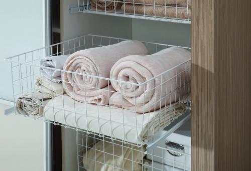 Как спроектировать шкаф-купе внутри: советы по планировке с учетом размеров 04