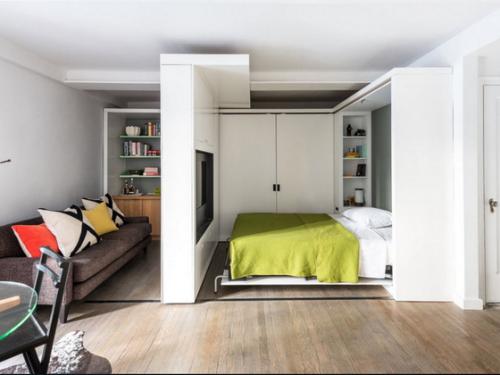 Варианты расстановки мебели в однокомнатной квартире (с фото и планом)