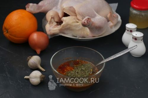 Курица целиком с хрустящей корочкой в апельсиновом соусе. Курица в медово-апельсиновом соусе в духовке 03