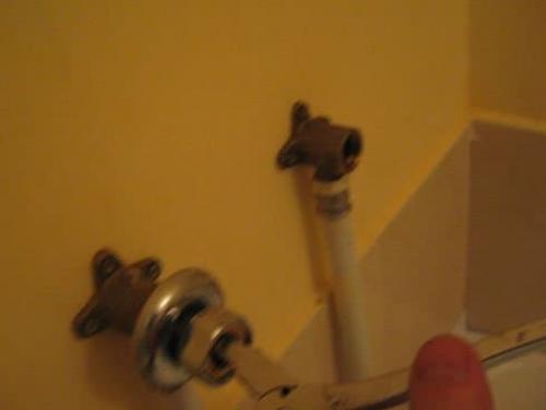 Рейтинг лучших смесителей для ванной 2025 года: топ-10 моделей 09