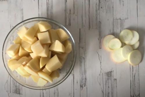 12 рецептов целой курицы в духовке с хрустящей корочкой