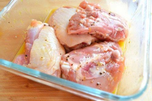 Курица кусочками в духовке маринад. Маринад для курицы в духовке: 15 самых вкусных рецептов