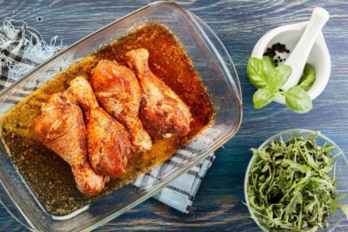 Курица кусочками в духовке маринад. Маринад для курицы в духовке: 15 самых вкусных рецептов