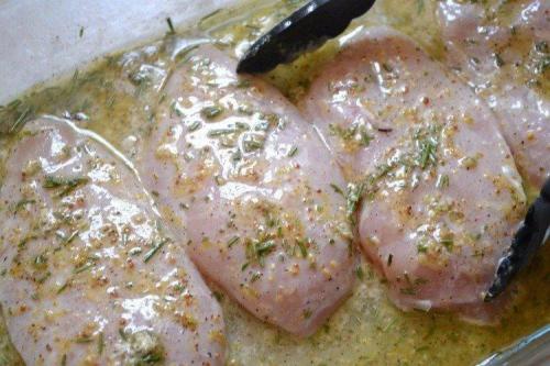 Курица кусочками в духовке маринад. Маринад для курицы в духовке: 15 самых вкусных рецептов