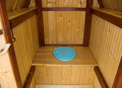 Как сделать туалет на веранде. Туалет на веранде дома