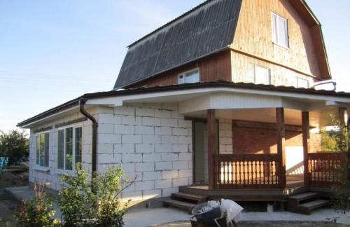 Из сезонной веранды во всесезонную террасу. Закрытая зимняя веранда пристроенная к дому: все, что нужно знать