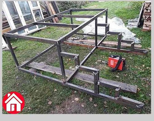 Крыльцо из профильной трубы. Крыльцо с навесом из профильной трубы своими руками