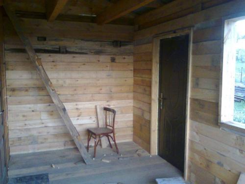 Утепление пристройки. Как утеплить веранду для зимнего проживания: пол, потолок, стены. Примеры утепления изнутри и снаружи (инструкция + фото)