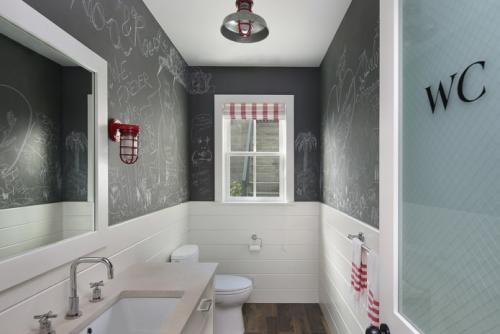 Фотографии отделки туалета различными материалами. Отделка стен 17