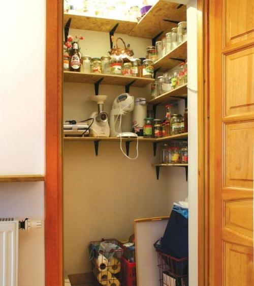 Изменили хрущевку ДО НЕУЗНАВАЕМОСТИ. Шаг 1: Избавьтесь от хлама 01