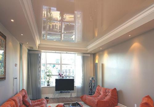 Серые обои и бежевая мебель. КАК ВНЕДРИТЬ СОЧЕТАНИЕ СЕРОГО И БЕЖЕВОГО В ИНТЕРЬЕР ГОСТИНОЙ