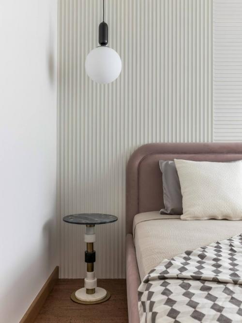 Современный лаконичный интерьер в тёплых оттенках - это пространство, в котором минимализм сочетается с ощущением уюта и спокойствия. 07