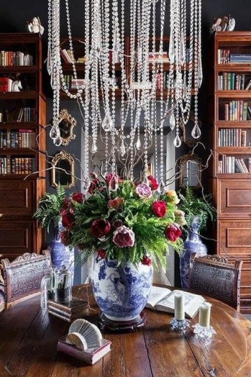 А как вы себе квартиру в центре Петербурга представляете? 03