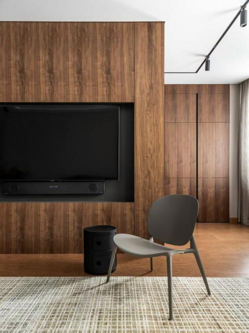 Современный лаконичный интерьер в тёплых оттенках - это пространство, в котором минимализм сочетается с ощущением уюта и спокойствия. 03