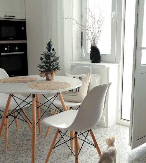 Обзор кухни в светлых тонах. 05