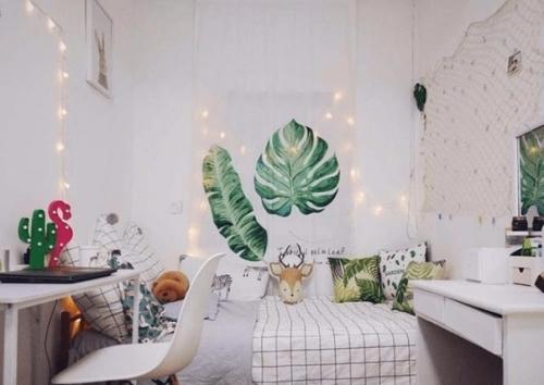 Убитая комната в общаге досталась. 05