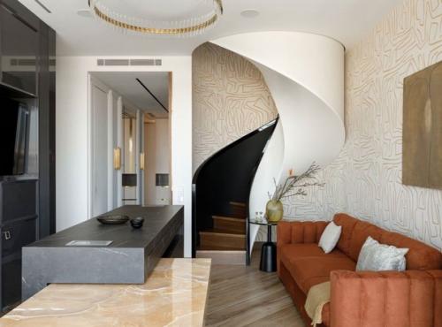 Интерьер двухуровневой квартиры. 04