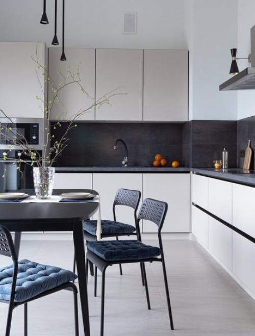 Большая квартира с бюджетными решениями. 02