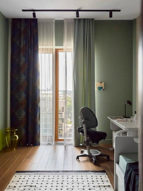 Эта просторная квартира площадью 120 кв. 03