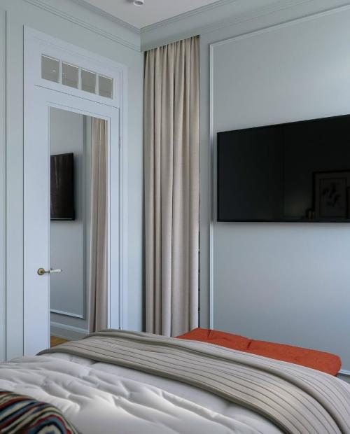 Эта двухкомнатная Сталинка - воплощение женственности, элегантности и тонкого вкуса. 03