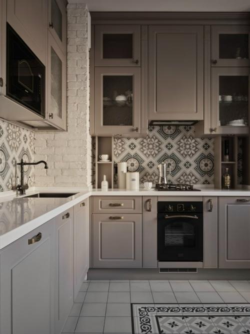 Уютное пространство, в котором личные истории семьи нашли отражение в дизайне. 04