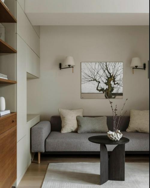 Это пространство, где царит спокойствие, порядок и эстетика, настраивающая на сосредоточенность. 04