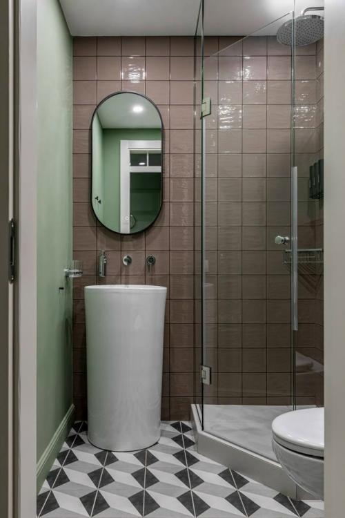 Этот интерьер - отличный пример того, как даже небольшое пространство можно превратить в атмосферное, выразительное и невероятно уютное место. 09