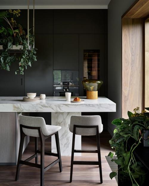 Современное пространство с акцентом на домашние растения. 08