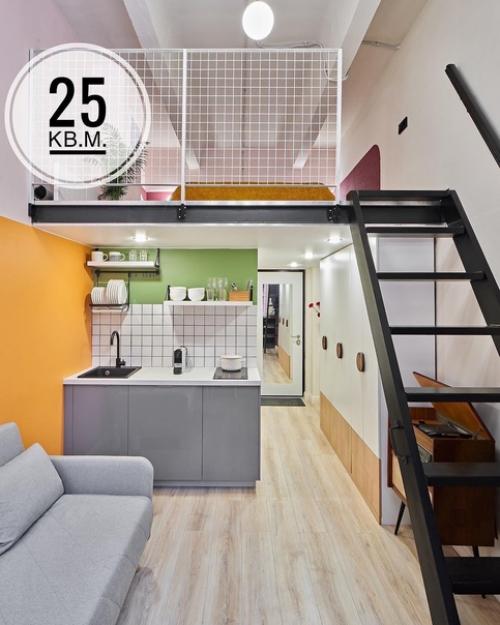 Яркая двухуровневая студия, площадью 25 кв.